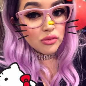 Meet your Posher, Mayra